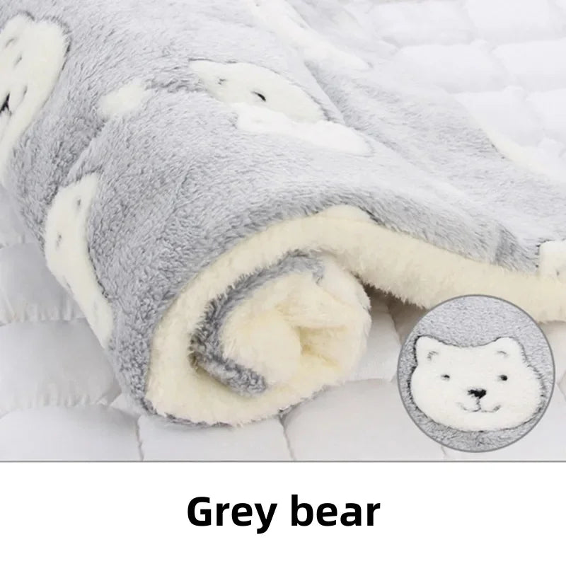 A grey fleece mat for dogs — supplier photograph 13 of 13