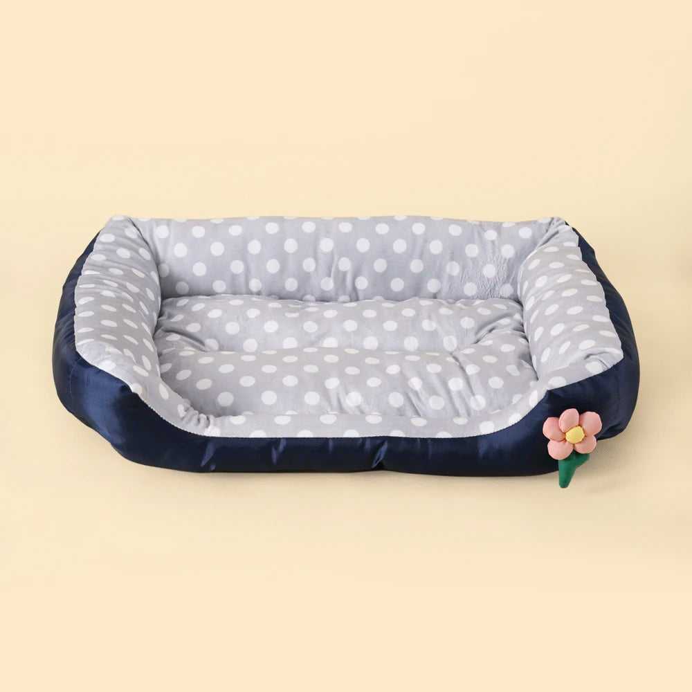A dog bed with sides on three edges, washable — supplier photograph 11 of 20