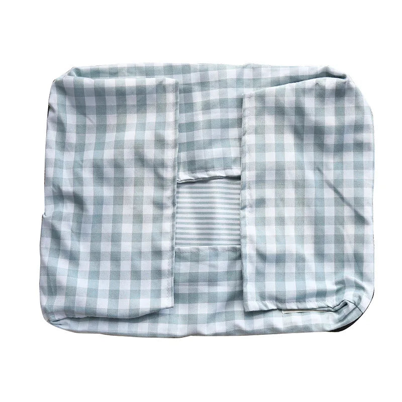 An enclosed dog bed with a hood — supplier photograph 9 of 12