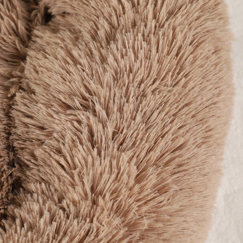 A dog bed with sides on three edges — supplier photograph 6 of 9