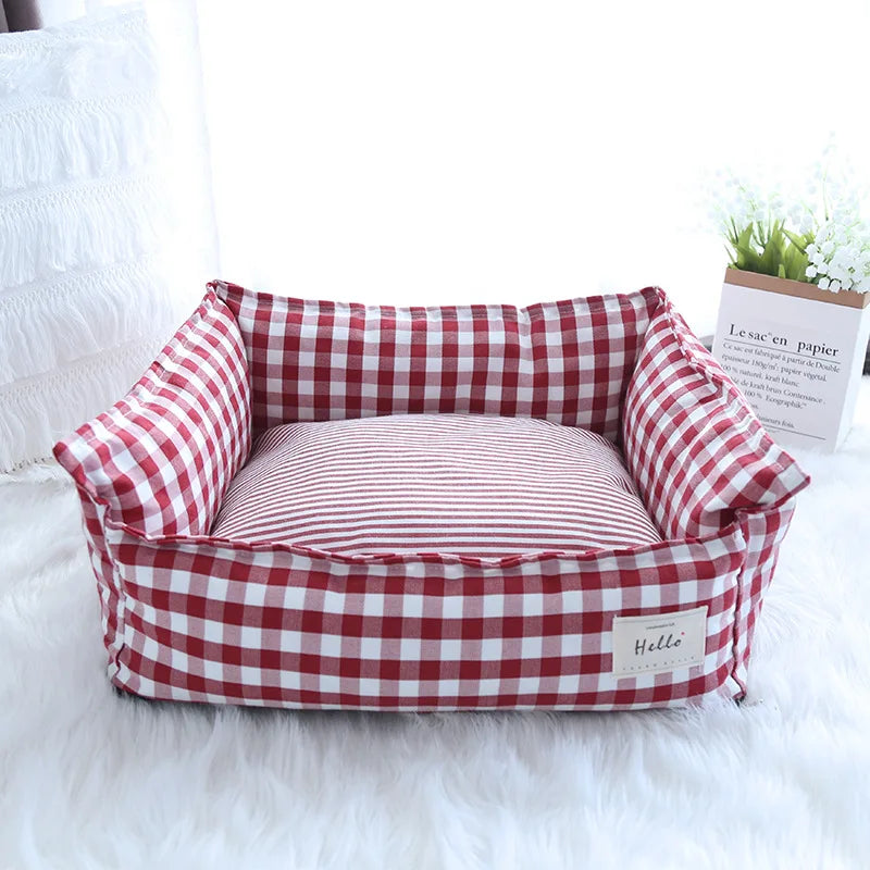 An enclosed dog bed with a hood — supplier photograph 8 of 12