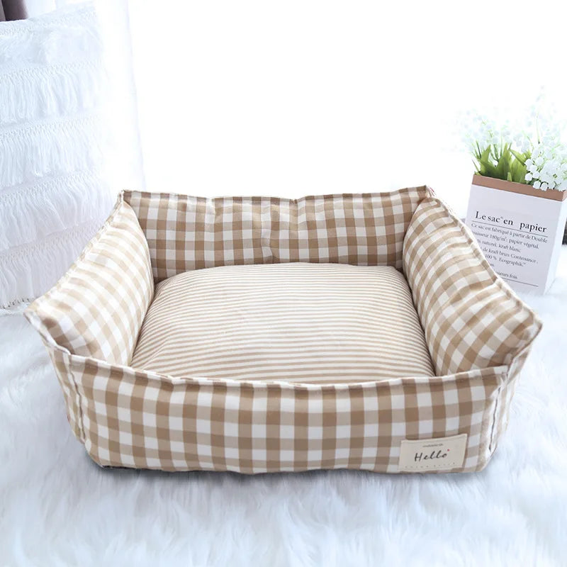 An enclosed dog bed with a hood — supplier photograph 10 of 12