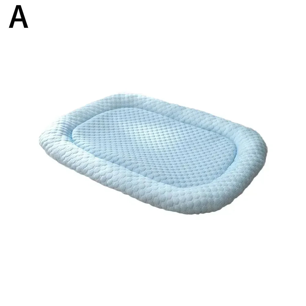 A cooling mesh mat for dogs — supplier photograph 8 of 8