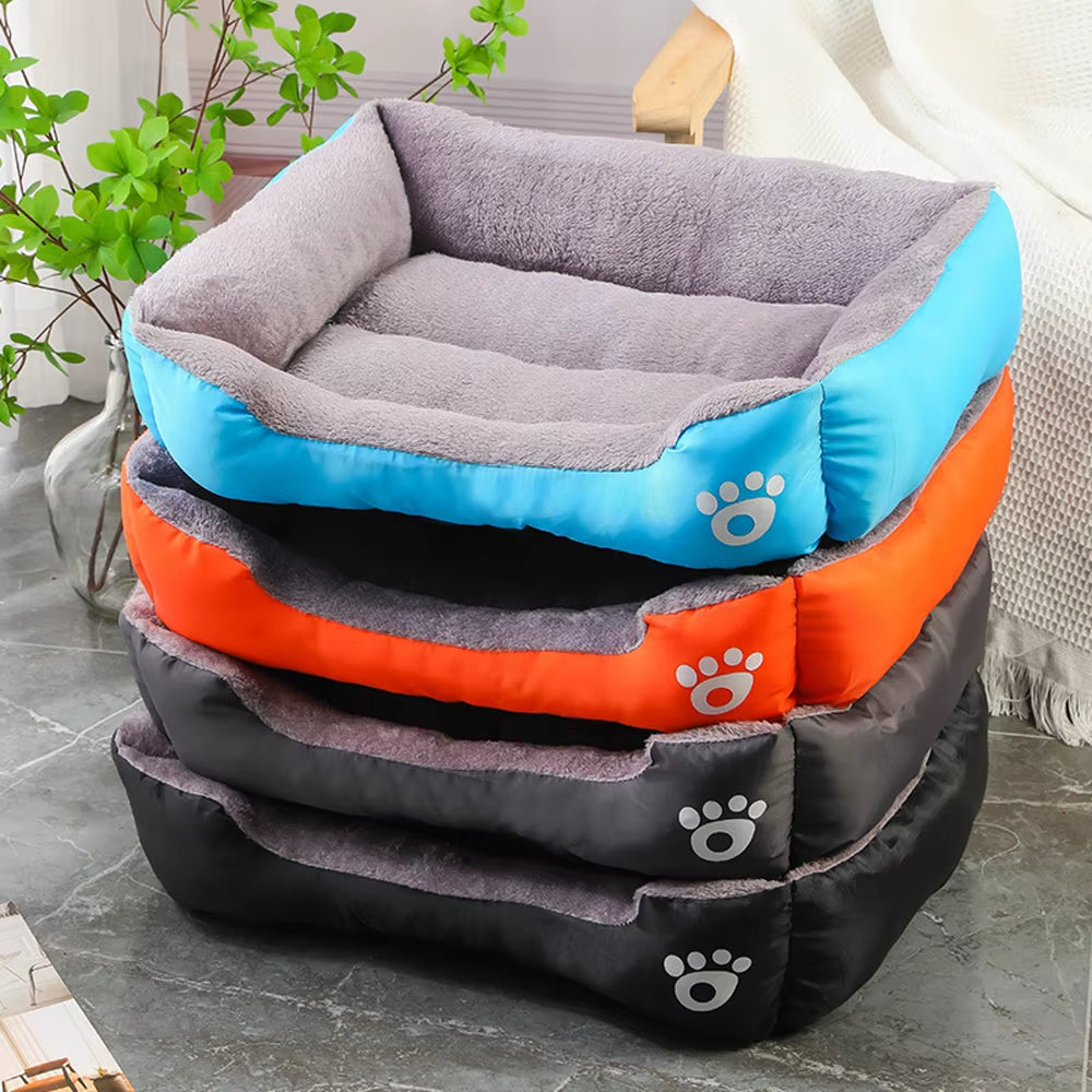 A dog bed with sides on three edges, washable — supplier photograph 3 of 20