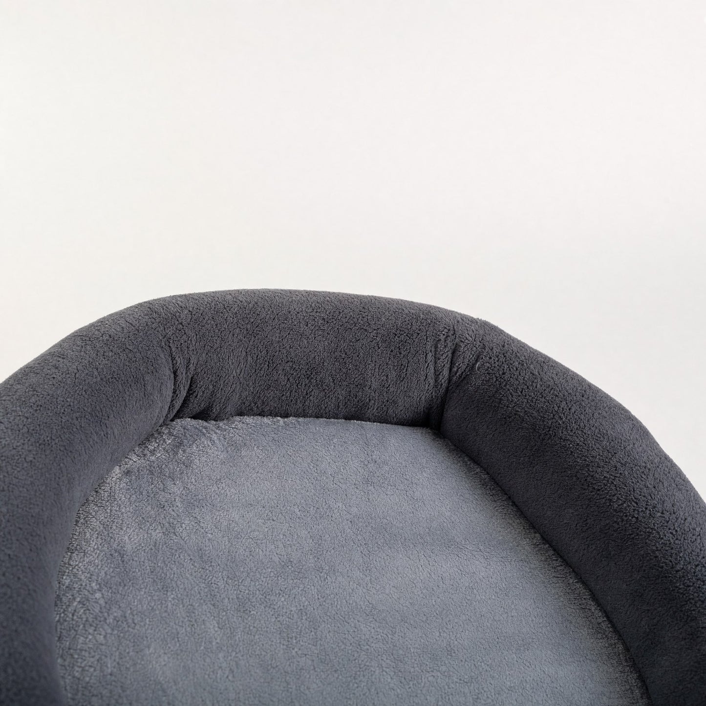 Looking into the bed, the rim pressed down to show its depth