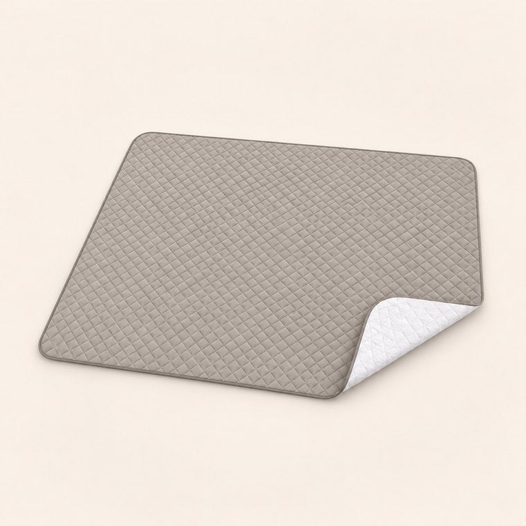 Diamond-Quilted Waterproof Dog Blanket in Gray